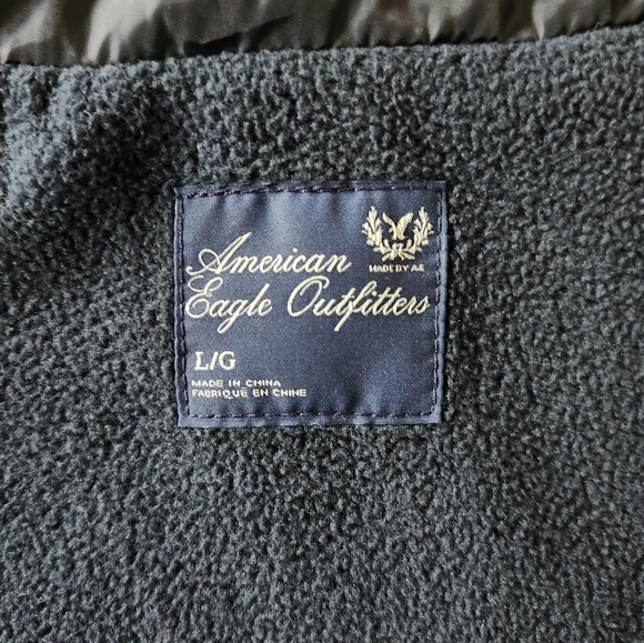 Womens American Eagle down vest size Large - Picture 4 of 7